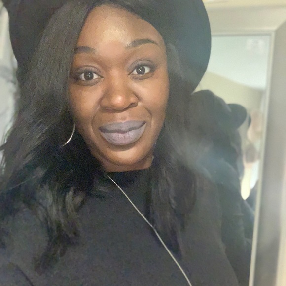 Meet your Posher, Kheri. - Picture 4 of 6